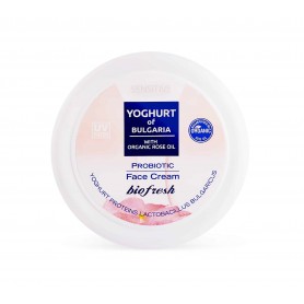 Biofresh Yoghurt of Bulgaria pleťový krém s organickým růžovým olejem 